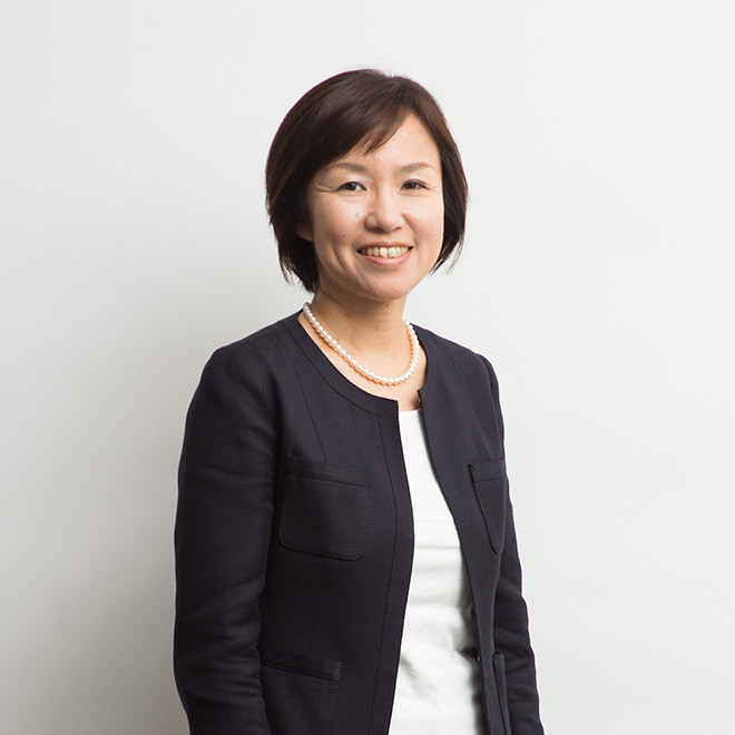 井出 ゆり